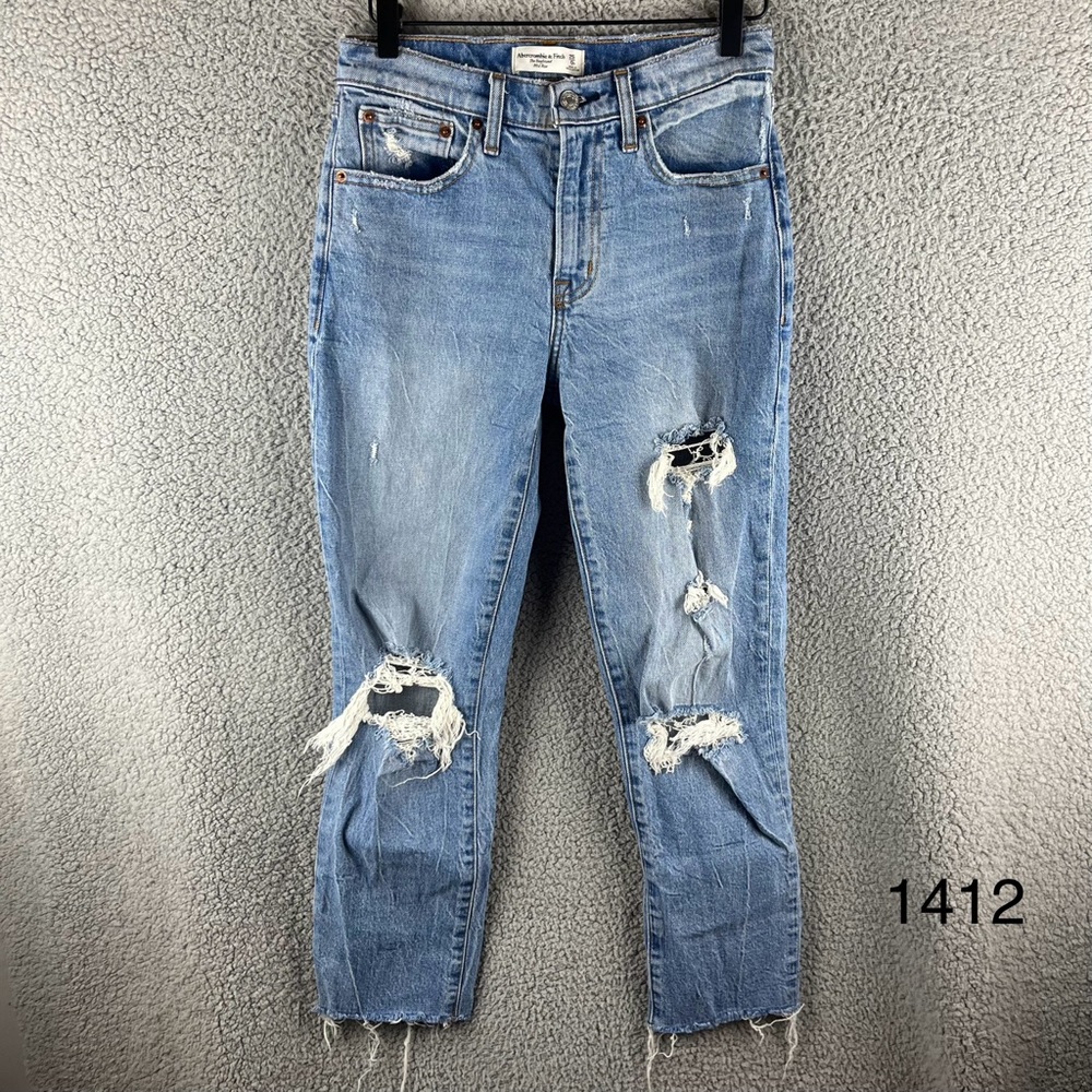 Abercrombie & Fitch  Size 25 Light Distressed Raw Hem Mid-Rise Boyfriend‎ Jeans